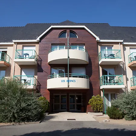 Azureva Club Baie De La Baule Порнише