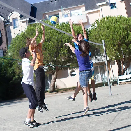 Azureva Club Baie De La Baule Порнише