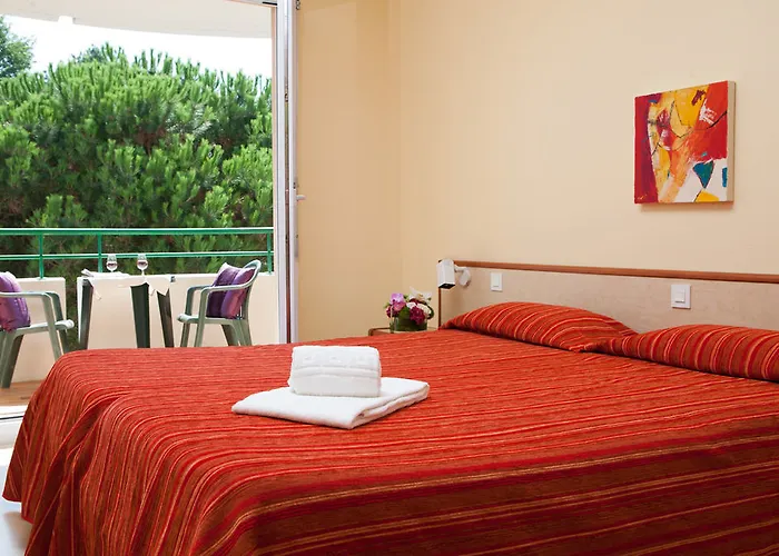 Azureva Club Baie De La Baule 2*