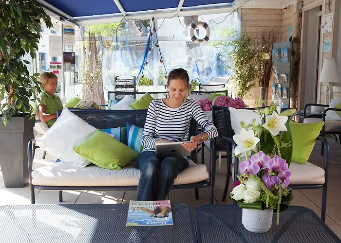 Azureva Club Baie De La Baule 2* Pornichet