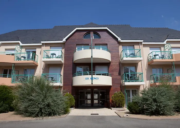 Azureva Club Baie De La Baule Village de vacances 2*